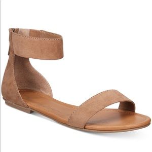 American Rag Tan / Brown Sandals